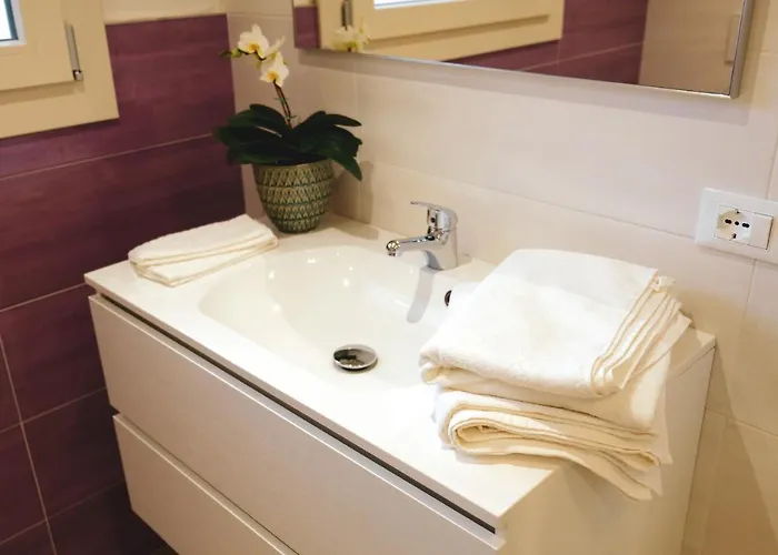 La Ritonda 3* Revine Lago